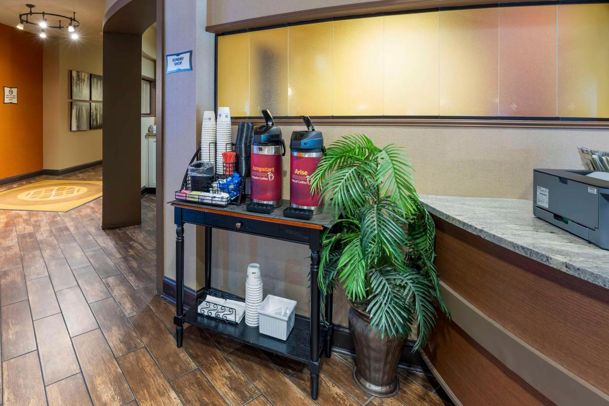 Best Western Plus Tupelo Inn & Suites Zewnętrze zdjęcie