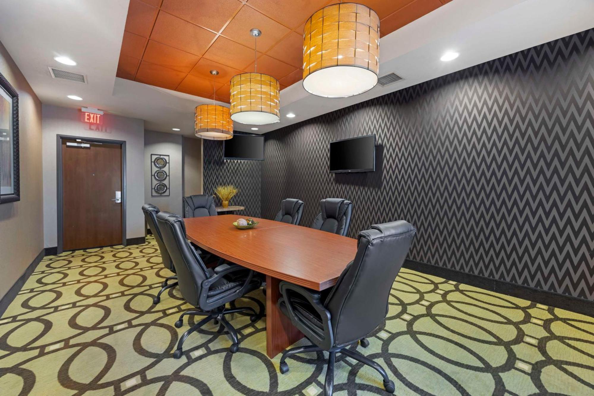 Best Western Plus Tupelo Inn & Suites Zewnętrze zdjęcie