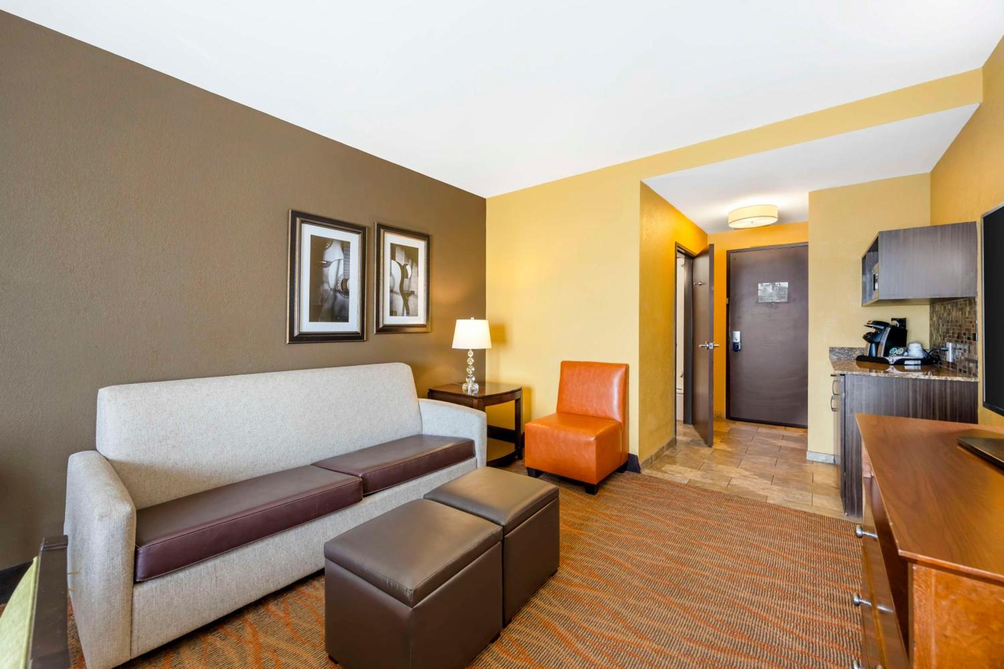 Best Western Plus Tupelo Inn & Suites Zewnętrze zdjęcie