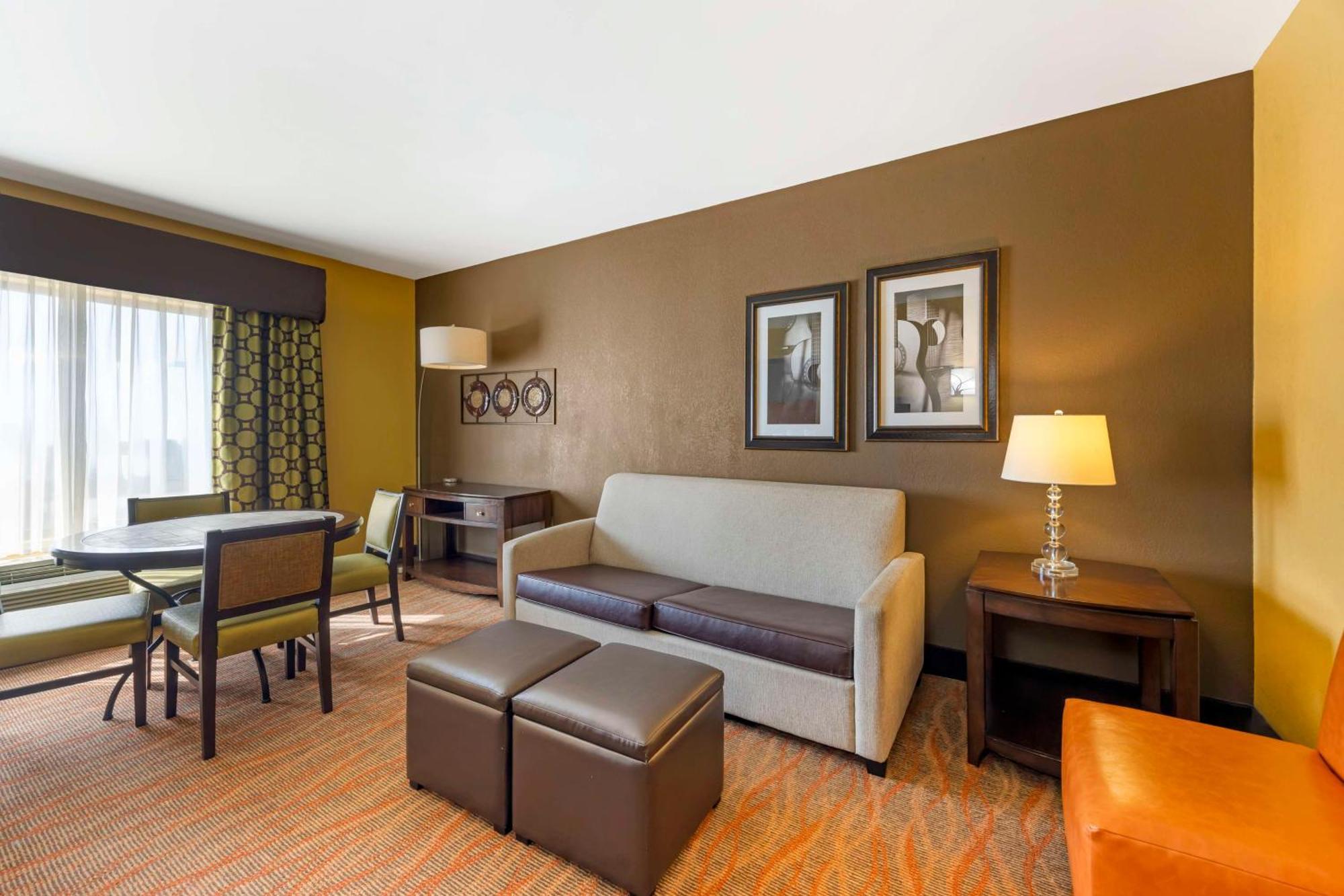 Best Western Plus Tupelo Inn & Suites Zewnętrze zdjęcie