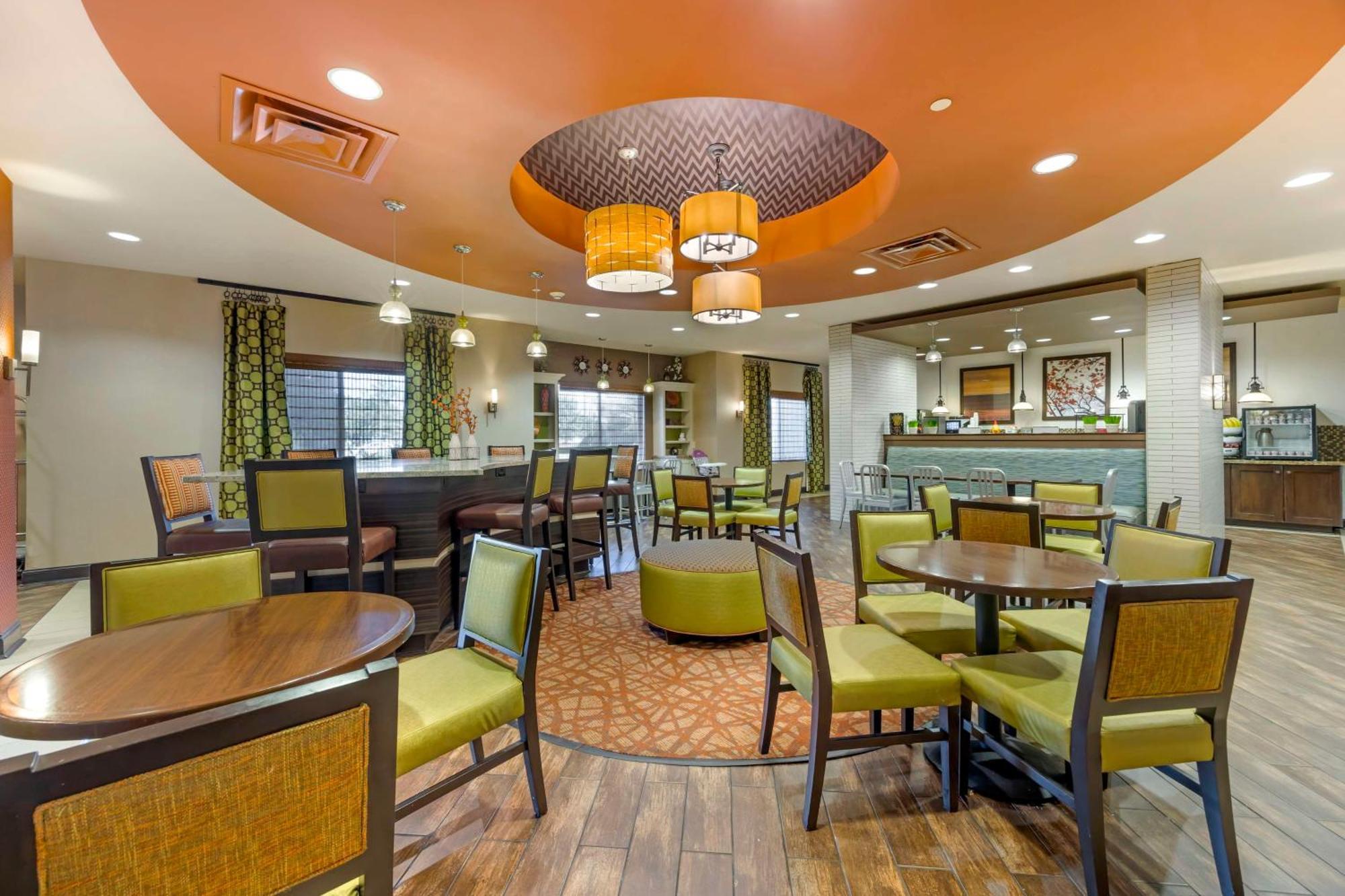 Best Western Plus Tupelo Inn & Suites Zewnętrze zdjęcie